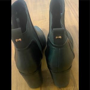 Ted baker ankle boots-Gold trim